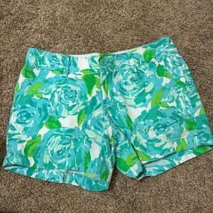 Lilly Pulitzer Callahan short first impressions blue size 6